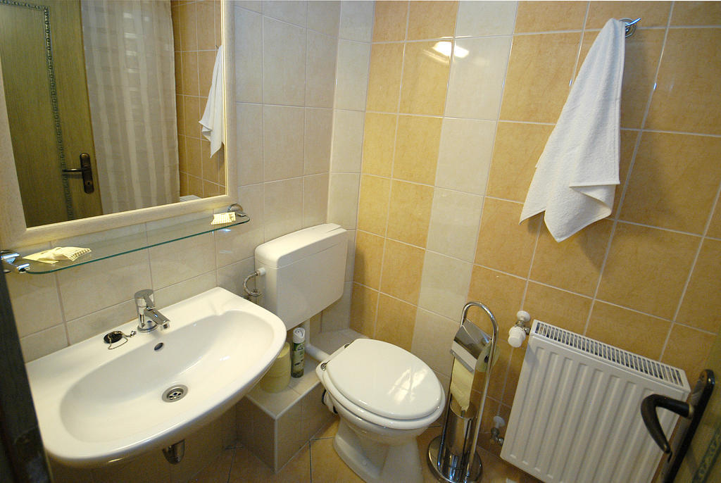Hotel Bavaria Abda Room photo